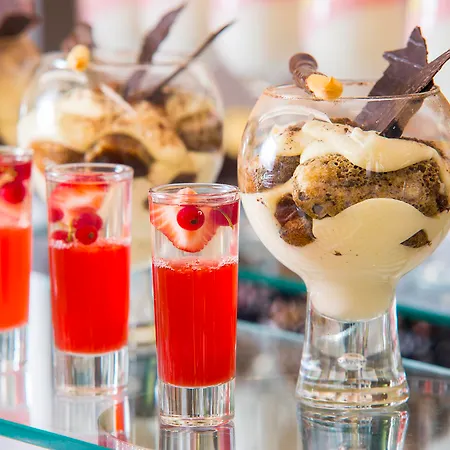 Отель Mirabelle