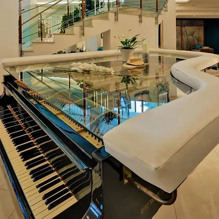 Otel Mirabelle 4*
