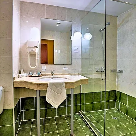 Mirabelle Hotel 4*